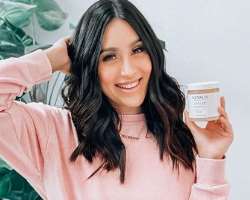 She promotes various products including Nexxusshaircare,  Ilikechike, and other brands through her Instagram.